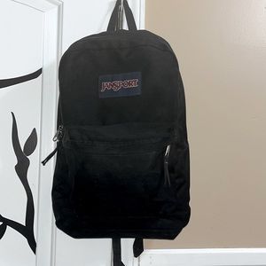 Backpack 🤍